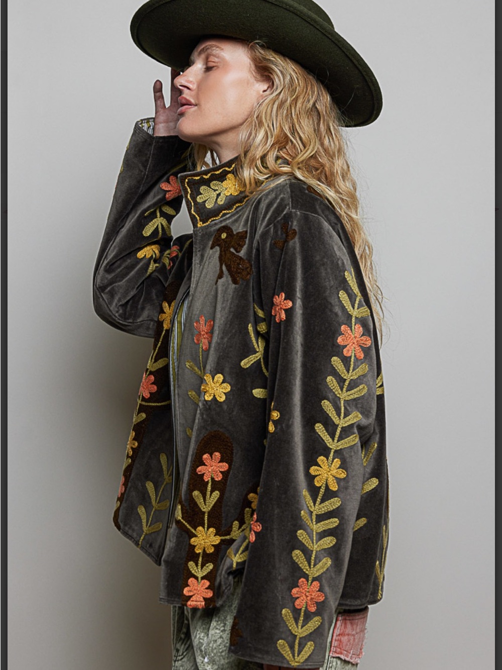 POL Velvet Floral Embroidered Jacket in Charcoal - Picture 3 of 6